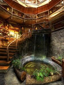 هتل لامونتانا یکی از هتل های عجیب دنیا