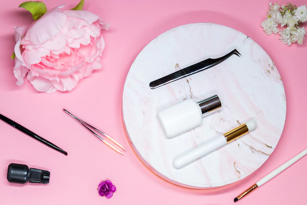 دانلود کارت ویزیت مخصوص کاشت ناخن و مژه